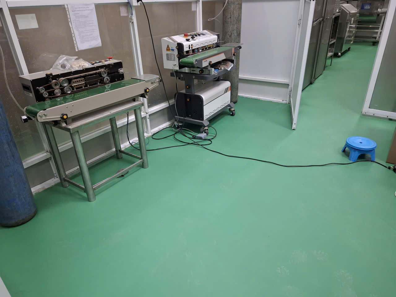 1788272523422-thi-cong-son-epoxy-8.jpg 1788272523422-thi-cong-son-epoxy-8.jpg