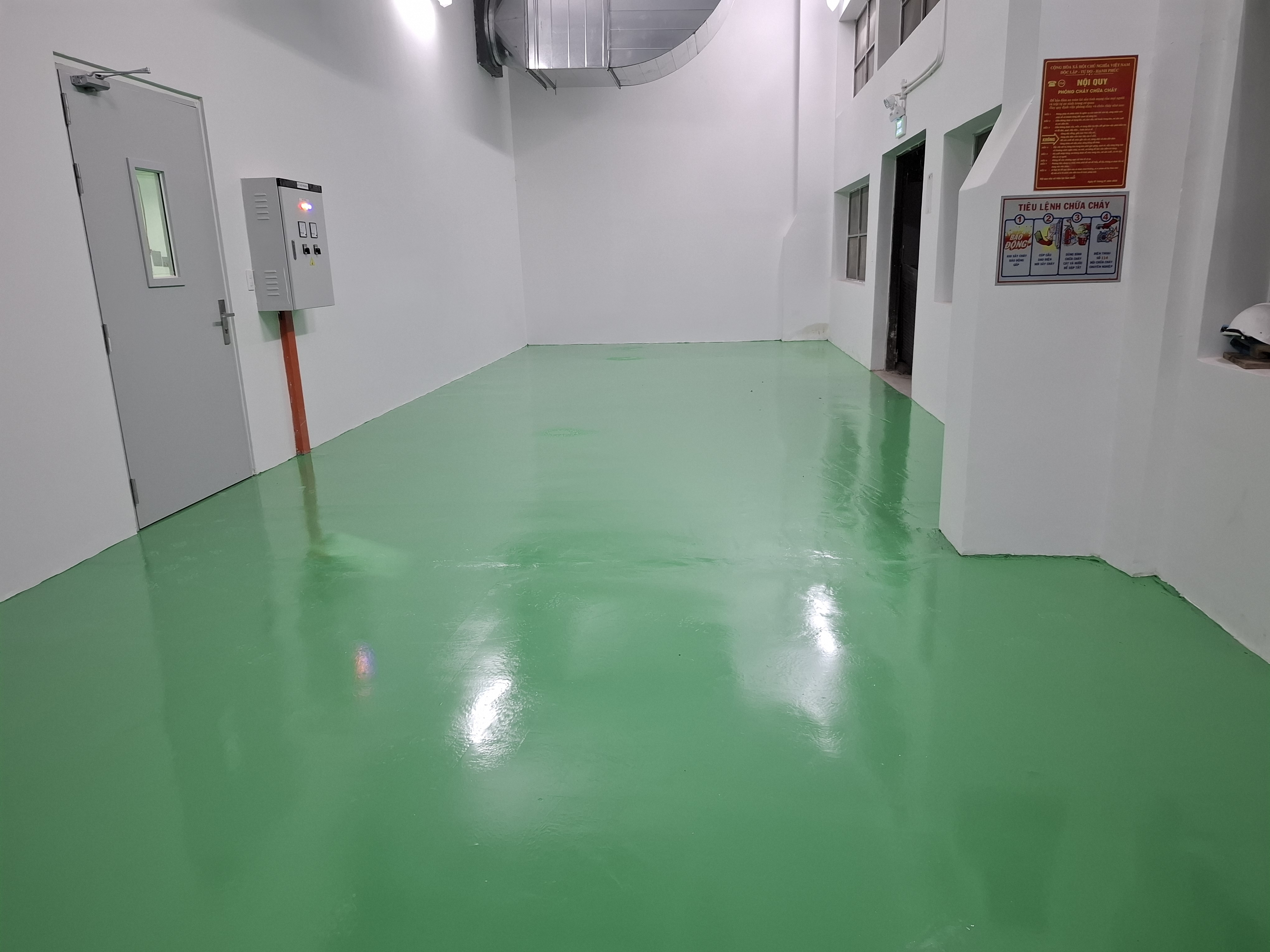 1788272543633-thi-cong-son-epoxy-3.jpg 1788272543633-thi-cong-son-epoxy-3.jpg