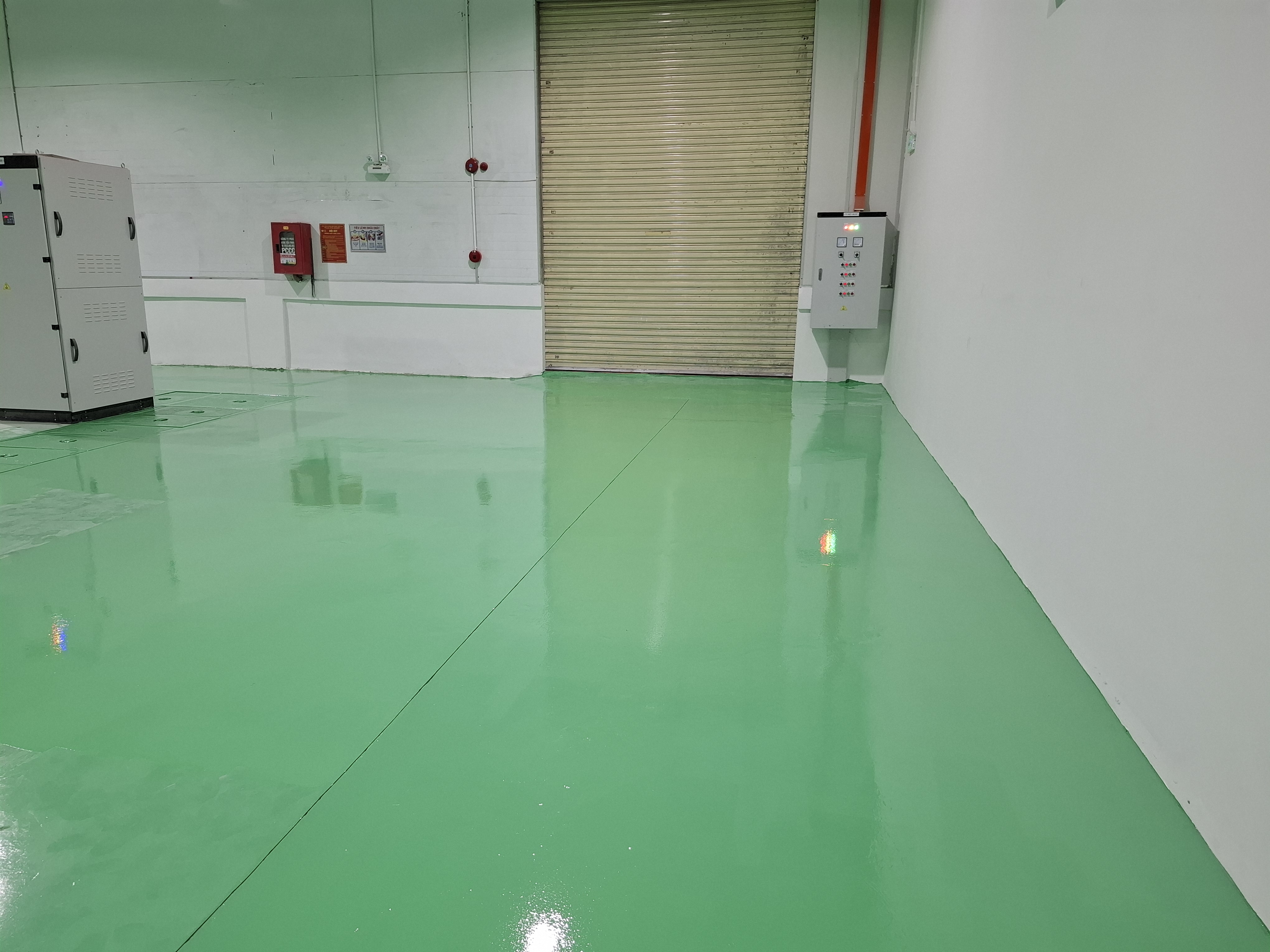 1788272550406-thi-cong-son-epoxy-1.jpg 1788272550406-thi-cong-son-epoxy-1.jpg