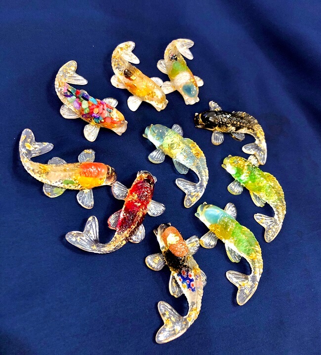 Cá Koi phong thủy từ nhựa epoxy