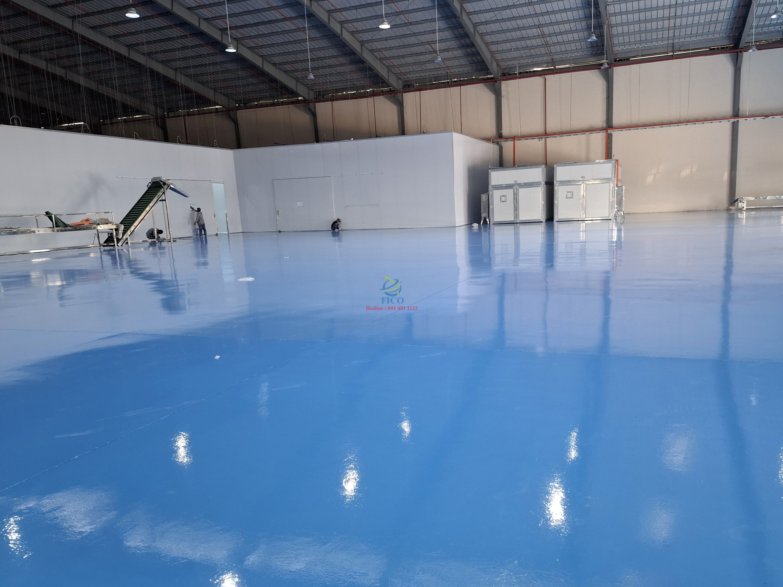Cách xử lý nền bê tông trước khi sơn sàn nhà xưởng đạt độ bền cao