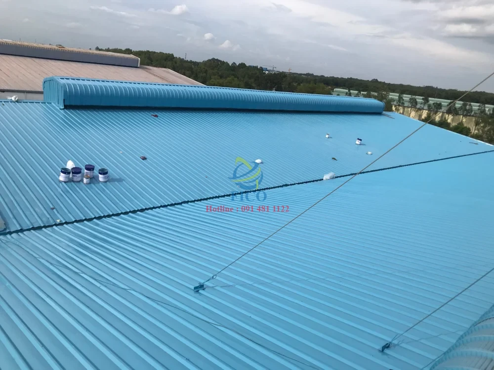 So sánh các hệ sơn chống rỉ mái tôn phổ biến hiện nay